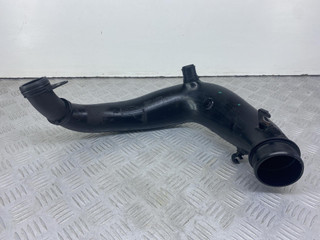 патрубок интеркулера Peugeot 407 1 поколение 2006, 2.0 л., HDi, RHR (DW10BTED4), дизель, 6МКПП, черный, передний привод, 9652091380