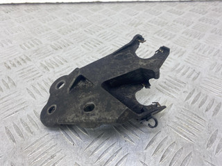 кронштейн КПП Peugeot 407 1 поколение 2006, 2.0 л., HDi, RHR (DW10BTED4), дизель, 6МКПП, черный, передний привод