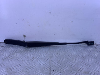 щеткодержатель (поводок стеклоочистителя, дворник) Volkswagen Golf 6 поколение 2008, 1.4 л., CGGA, бензин, 5МКПП, голубой, хетчбэк 5 дв., передний привод, 1Q1955409
