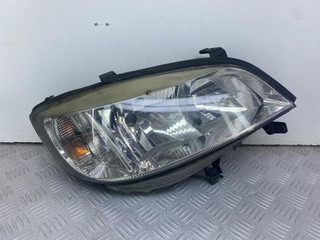 фара правая Opel Zafira 1 поколение (A) [рестайлинг] 2004, передний привод, 89100055