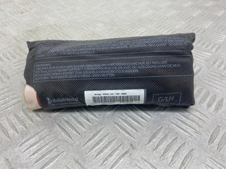 подушка безопасности сиденья Renault Clio 3 поколение [рестайлинг] 2012, 1.2 л., D4F 740, бензин, красный, хетчбэк 5 дв., передний привод, 985H11511R