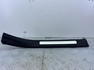 накладка на порог внутренняя Mercedes-Benz B-Класс W245 T245.208 2007, 2.0 л., OM 640.941, дизель, вариатор, серебро, минивэн, передний привод, A1696800774