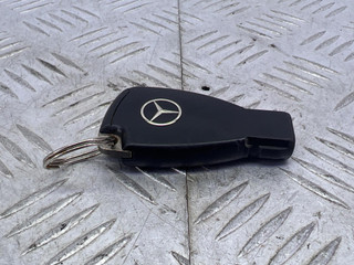 ключ Mercedes-Benz B-Класс W245 T245.208 2007, 2.0 л., OM 640.941, дизель, вариатор, серебро, минивэн, передний привод, 4877332