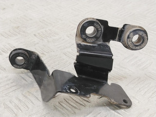 Кронштейн блока ABS Volkswagen Bora 1 поколение 1J2 (1998 - 2005), 1.6 л., BCB, бензин, МКПП, серебро, седан, передний привод, 1J0614335C