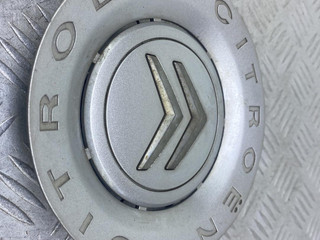 колпачок литого диска Citroen C4 1 поколение LC (2004 - 2008), 1.6 л., 9HZ (DV6TED4), дизель, МКПП, черный, минивэн, передний привод, 9650263980