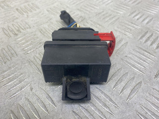 реле бензонасоса Citroen C4 1 поколение LC (2004 - 2008), 1.6 л., 9HZ (DV6TED4), дизель, МКПП, черный, минивэн, передний привод, 240107