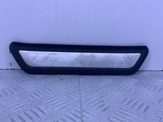 накладка на порог внутренняя Hyundai i40 1 поколение 2013, 1.7 л., дизель, АКПП, черный, передний привод, 858783Z100