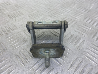 петля крышки багажника Citroen C4 1 поколение LC (2004 - 2008), 1.6 л., 9HZ (DV6TED4), дизель, МКПП, черный, минивэн, передний привод