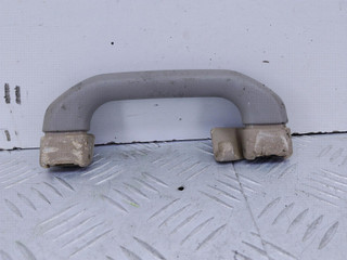 ручка внутренняя потолочная Volkswagen Golf 3 поколение (1991 - 2000), бензин, МКПП, хетчбэк 3 дв., 1H0857607