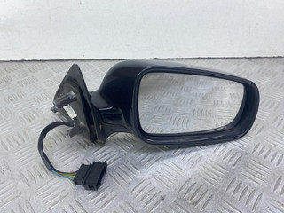 зеркало наружное правое Skoda Octavia 1 поколение (A4) [рестайлинг] 1U 2001, 2.0 л., AQY, бензин, 5МКПП, черный, универсал, передний привод, 1U1857502