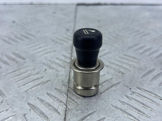 прикуриватель Subaru Impreza 1 поколение (GM/GC/GF) 1994, 1.8 л., EJ18E, бензин, МКПП, красный, седан, полный привод