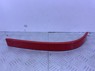 ус под фонарь левый Subaru Impreza 1 поколение (GM/GC/GF) 1994, 1.8 л., EJ18E, бензин, МКПП, красный, седан, полный привод