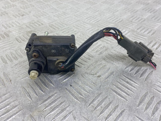 корректор фар Nissan Almera N15 [рестайлинг] N15 1998, 1.4 л., GA14DE, бензин, МКПП, черный, хетчбэк 3 дв.