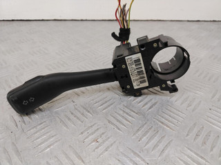 переключатель поворотов Skoda Octavia 1 поколение (A4) [рестайлинг] (2000 - 2010), 8L0953513G