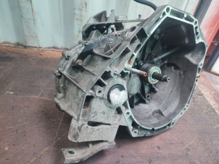 КПП механическая (МКПП) Renault Duster 1 поколение HSA 2013, 1.5 л., K9K 896, дизель, 6МКПП, белый, внедорожник 5 дв., 320109255R