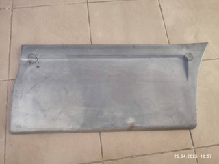 молдинг двери передней правой IVECO Daily 3 поколение 35s12 2004, 2.3 л., F1AE0481B, дизель, 5МКПП, фургон, 504090267