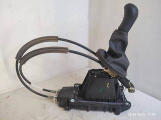 кулиса Renault Duster 1 поколение HSM 2014, 1.6 л., K4M 696, бензин, 5МКПП, внедорожник 5 дв., 8200760429