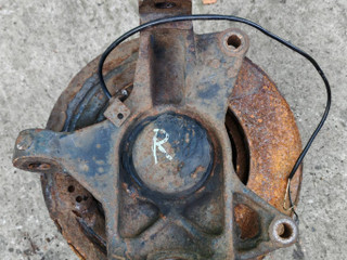 кулак поворотный правый IVECO Daily 6 поколение 35c12 2017, 2.3 л., F1AFL411B, дизель, АКПП, фургон, 5802384559