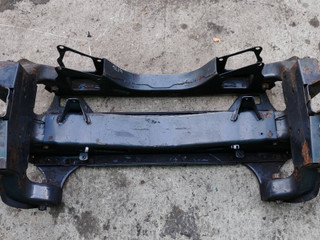 балка подвески передняя (подрамник) IVECO Daily 6 поколение 35c12 2017, 2.3 л., F1AFL411B, дизель, АКПП, фургон, 5801796351, 5801564214, 5801563502, 5801563495