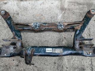 балка подвески задняя Volkswagen Tiguan 1 поколение 2009, 2.0 л., CBAB, дизель, МКПП, внедорожник 5 дв., 5N0505235L