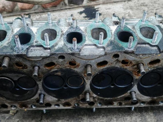головка блока цилиндров IVECO Daily 3 поколение 40C13 2005, 2.8 л., дизель, микроавтобус, 504007419