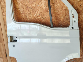 дверь передняя правая IVECO Daily 4 поколение 35S11 2011, 2.3 л., F1AE0481U, дизель, МКПП, фургон, задний привод, 99460120