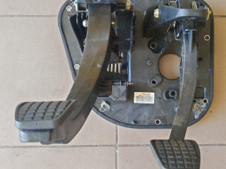 узел педальный (блок педалей) IVECO Daily 6 поколение 35C14 2018, 2.3 л., дизель, МКПП, фургон, 5801875652