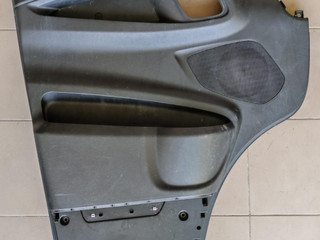 обшивка двери передняя левая IVECO Daily 6 поколение 35C14 2018, 2.3 л., дизель, МКПП, фургон, 5802031337
