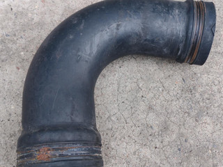 патрубок воздушного фильтра IVECO Daily 4 поколение 2009, 2.3 л., дизель, 504135453