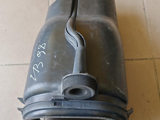 воздухозаборник IVECO Daily 4 поколение 2009, 2.3 л., дизель, 3802818, 3802816, 504066679