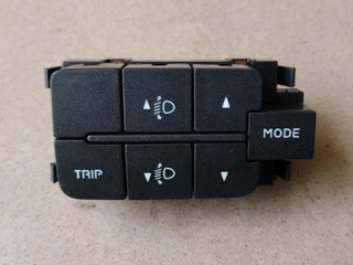 кнопка корректора фар IVECO Daily 4 поколение 2009, 2.3 л., дизель, 69500781