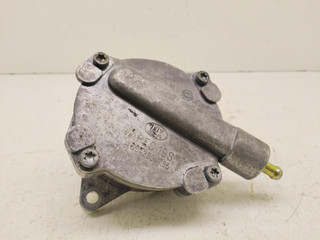 насос вакуумный Chrysler PT Cruiser 1 поколение (2000 - 2006), 2.2 л., EDJ, дизель, A66423065, A664230, A6642300165