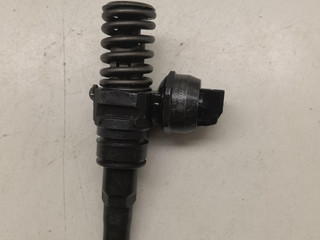 форсунка Volkswagen Passat B1 (1973 - 1977), 1.9 л., дизель, 038130073AJ, 0414720015