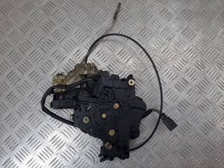 замок двери Volkswagen Caddy 3 поколение 2008, 2K0843654G