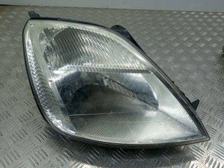фара правая Ford Fiesta 5 поколение 2005