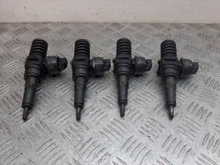 форсунка Volkswagen Passat B5 [рестайлинг] 2003, 2.0 л., TDi, 038130073BC