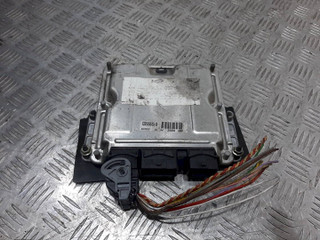 блок управления двигателем Peugeot 406 1 поколение 1999, 2.2 л., HDi, дизель, -, 0281011360