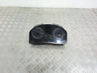 щиток приборов (приборная панель) Volkswagen Golf 5 поколение 2005, 1K0920850L