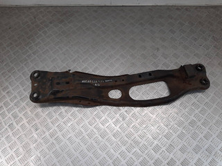 балка подвески передняя (подрамник) Mazda 626 5 поколение [рестайлинг] 2001, 1.8 л., FP, бензин, МКПП