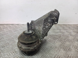 подушка крепления двигателя Audi 80 8C/B4 1993, 2.8 л., i, AAH, бензин, 8A0199351A