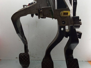 узел педальный (блок педалей) Volkswagen Passat B5 2000, 1.9 л., AHH, дизель, 8D1721117D