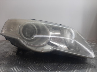 фара правая Volkswagen Passat B6 2009, 2.0 л., CDBA, дизель