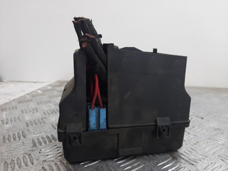 блок предохранителей Renault Laguna 2 поколение 2004, 2.2 л., дизель, 8200563438