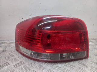 фонарь задний левый Audi A3 8P 2004, 8P0945095024S