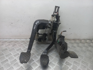 узел педальный (блок педалей) Audi A4 B6 2004, 2.0 л., i, ALT, бензин, 8E1721117A