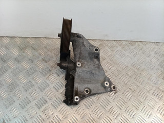 кронштейн компрессора кондиционера Opel Astra G 2003, 2.0 л., дизель, 24459840