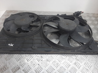 вентилятор радиатора Volkswagen Touran 1 поколение [рестайлинг] 2008, 1.9 л., TDi PD, BKC, дизель, 1K0121207T