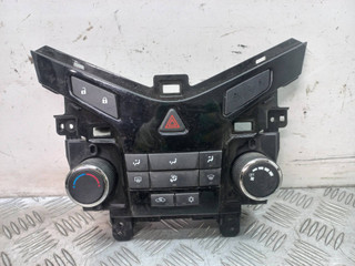 блок управления печки / климат-контроля Chevrolet Cruze 1 поколение 2012, 3870548