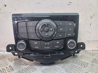 панель управления магнитолой Chevrolet Cruze 1 поколение 2010, 94563272
