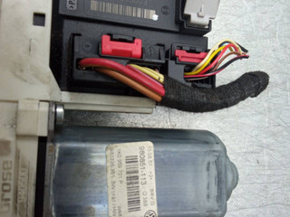 моторчик стеклоподъемника Volkswagen Passat B6 2007, 2.0 л., BMP, дизель, 1KO959701